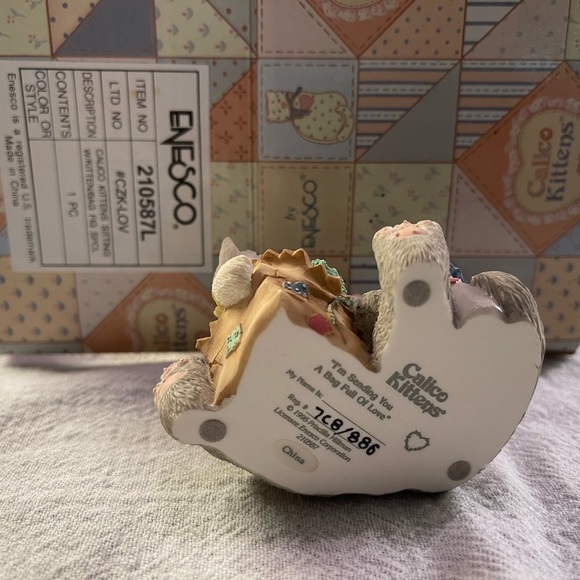 Calico Kittens Enesco “I’m Sending You A Bag Full Of Love” W/Box 1996 #2… - Picture 3 of 4